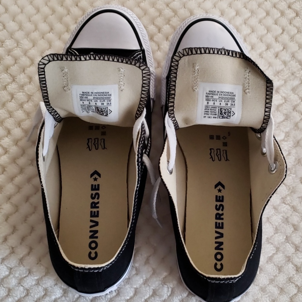 BLACK CONVERSE